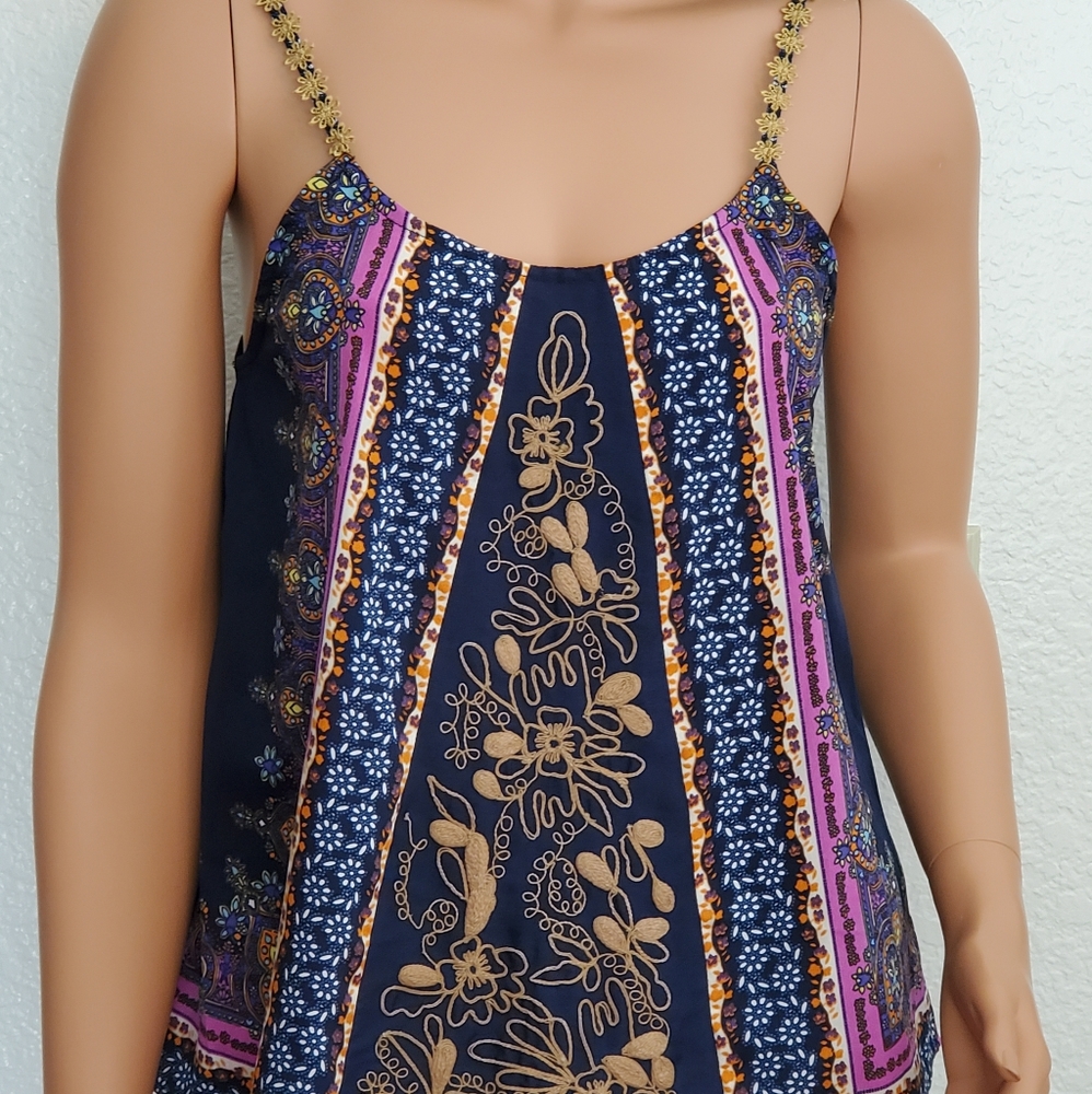 Gimmicks by BKE Printed & Embroidered Tank Top